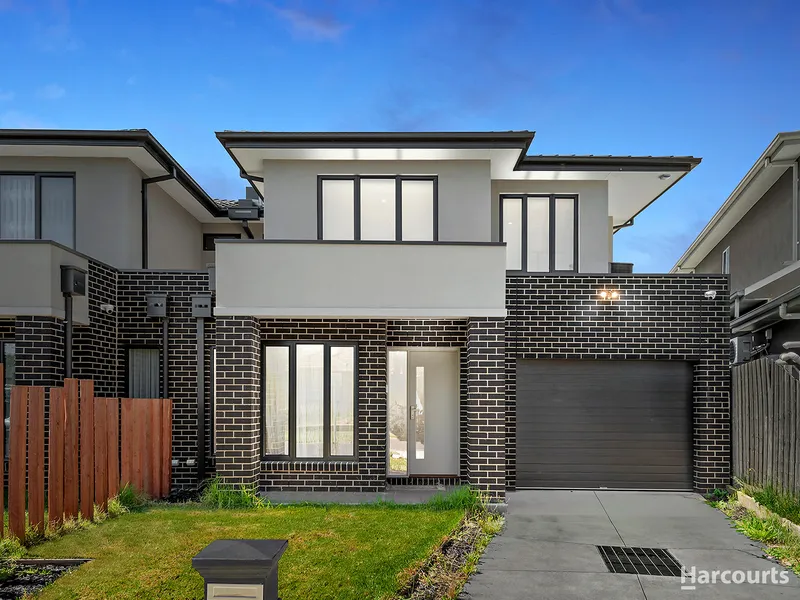 Street Facing Masterpiece!