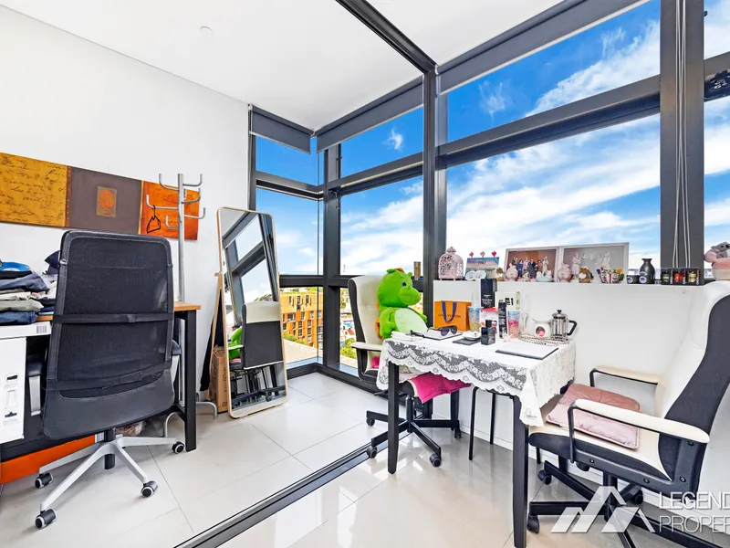 Central Park View, 1 Bed + Winter Garden Apartment For SALE! 