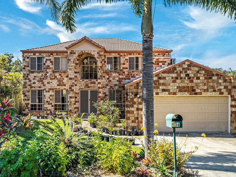 Sophisticated Family Retreat!