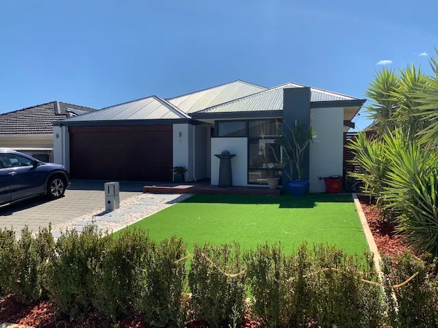 Banksia's BEST! High Quality 4 bedroom family home, + Study + Theatre