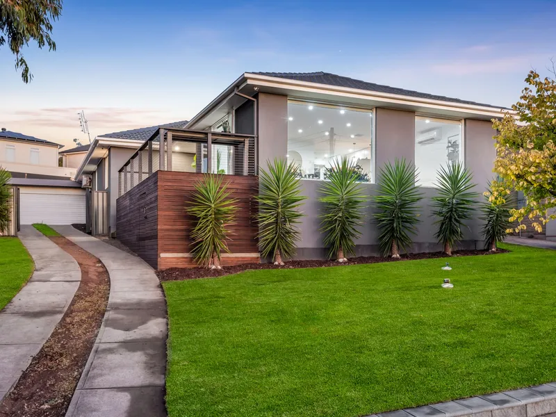 Family High-side Magic with Sublime Views 