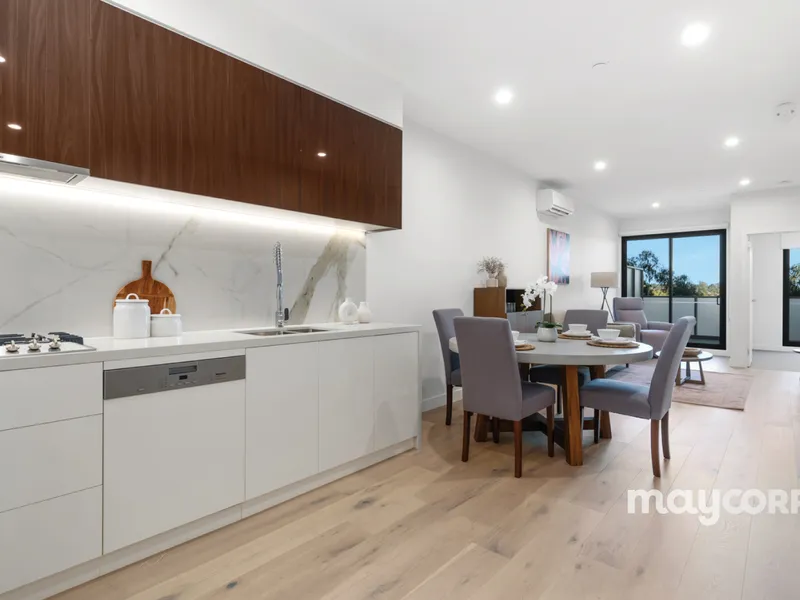 2 Bed + 2 Bath apartment steps away from The Pine Shopping Centre