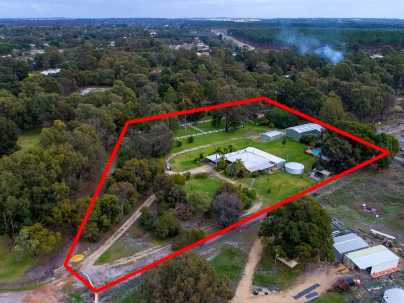 IMPRESSIVE LIFESTYLE PROPERTY