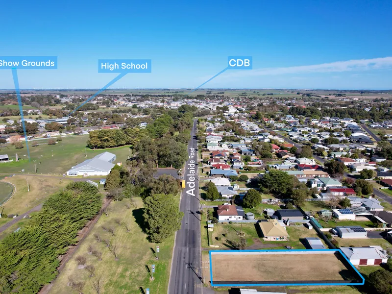 Rural Feels. Close to The CBD
