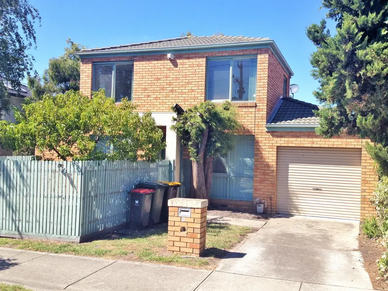 Walk to Monash Uni & Monash Hospital