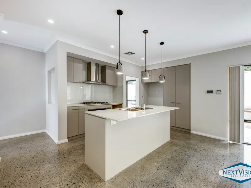 Open Saturday 23/4/2022 11:15am-11.30am