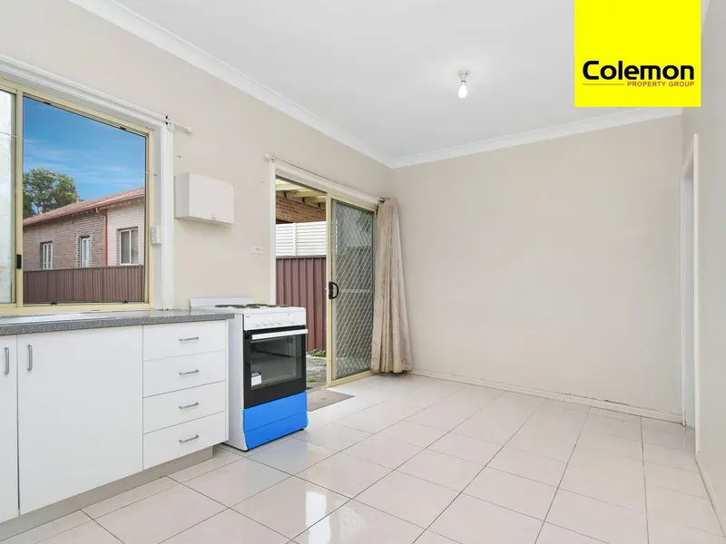 Well maintained fully self contained Granny Flat In Quiet Cul De Sac Street