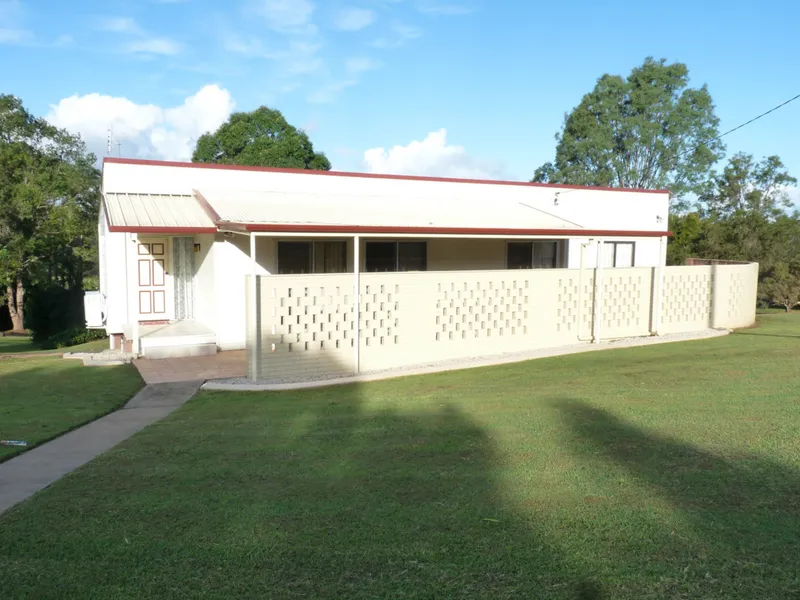 Jones Hill Close to School and Shops UNDER APPLICATION