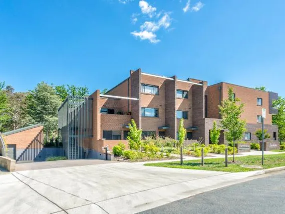 Fully Furnished One Bedroom Apartment