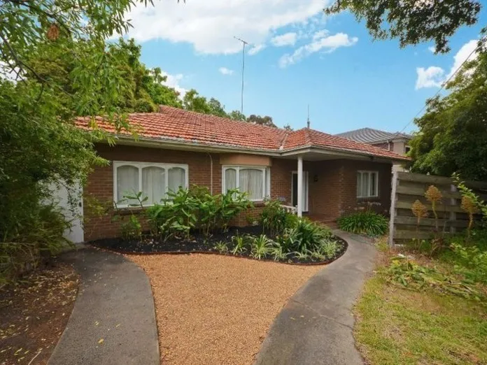 Beautiful Four Bedroom Home in the heart of Camberwell!