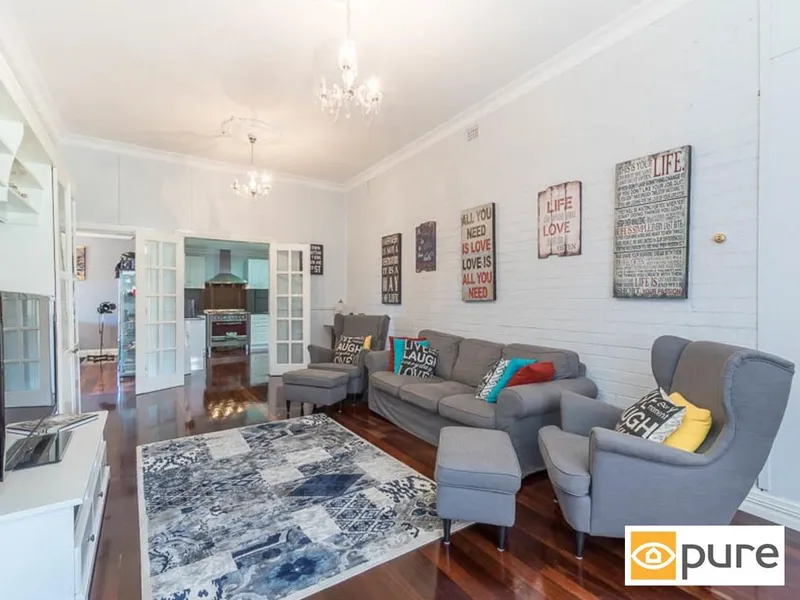 ONE OF A KIND, 1900'S CHARACTER HOME!