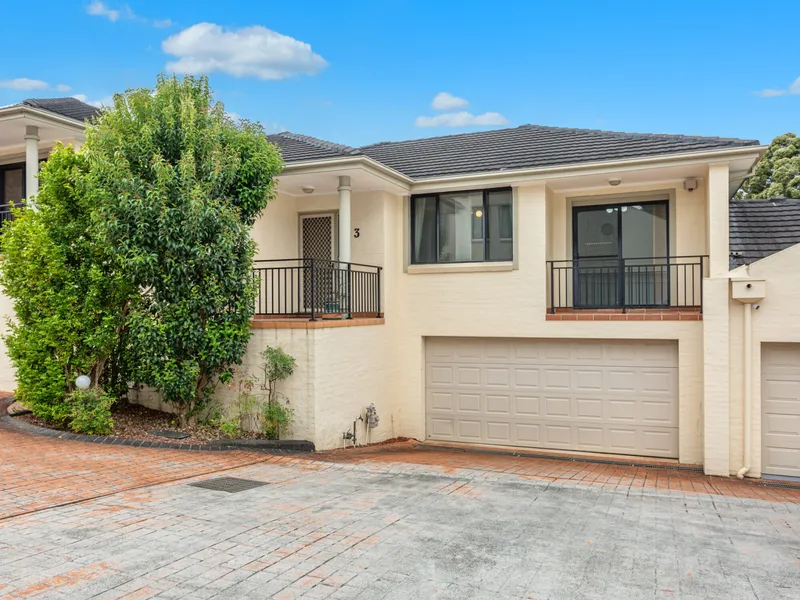 Easy-care townhouse meets ultimate convenience