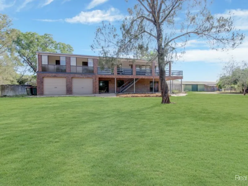 Big Family home - Room for Horses 3 ACRES
