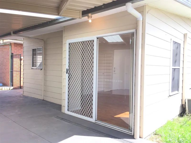 North St Marys Finest Granny Flat!