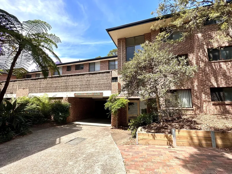 Centrally Positioned Three Bedroom Apartment within Boronia Gardens Complex