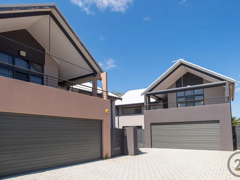 THREE STOREY STUNNING RESIDENCE