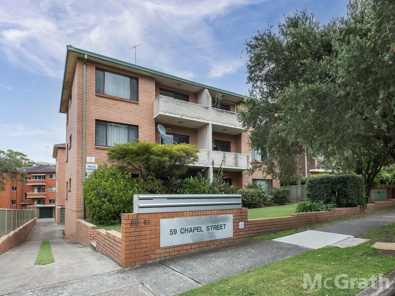 Spacious renovated two bedroom apartment