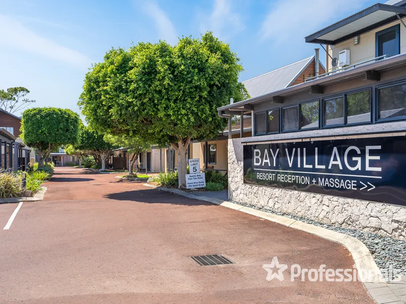 BAY VILLAGE RESORT BEAUTY
