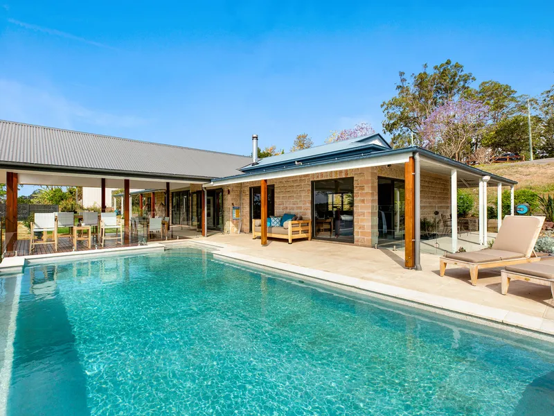 Affordable Country Living with Stunning Mountain Views