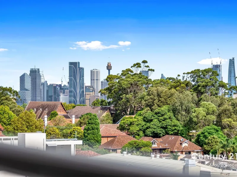 Spacious Two Bedroom Apartment With Great City View