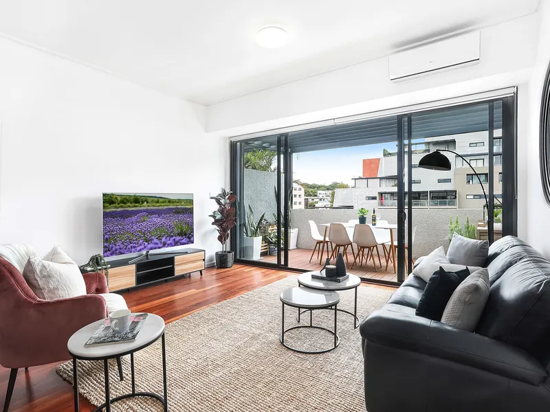 Light, Space and Style in an Uncompromising Lifestyle Setting