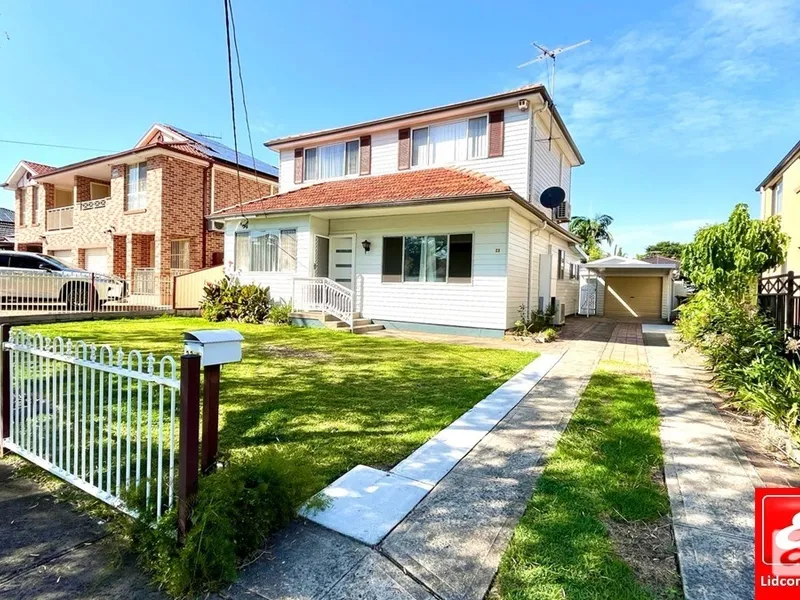 SPACIOUS 4 BEDROOM FAMILY HOME IN CONVENIENT LOCATION