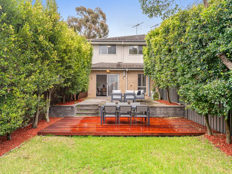 Large Family Duplex with House-like Proportions!