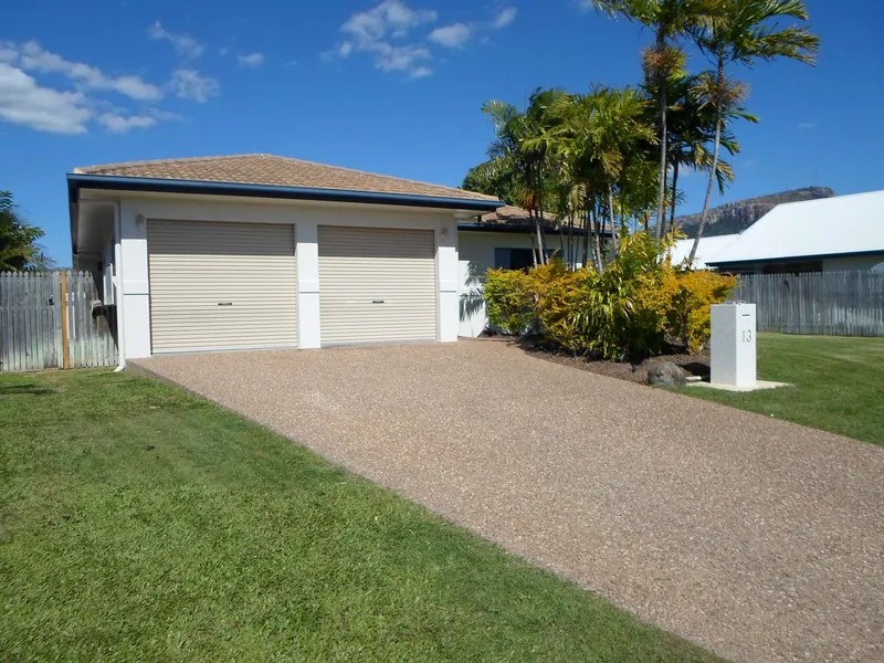 Spacious home complete with a large backyard! Perfect for you and your family