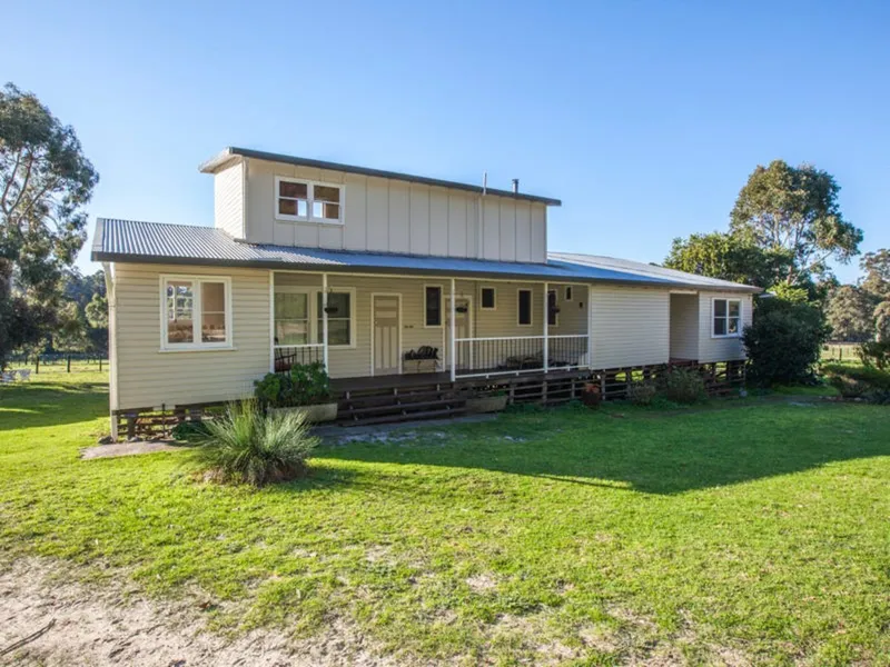 Country Family Home located in the pristine Southern Forest Region