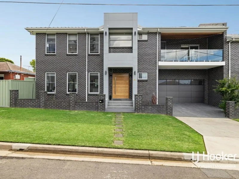 Exceptionally Presented Four Bedroom Family Home in Quiet Locale