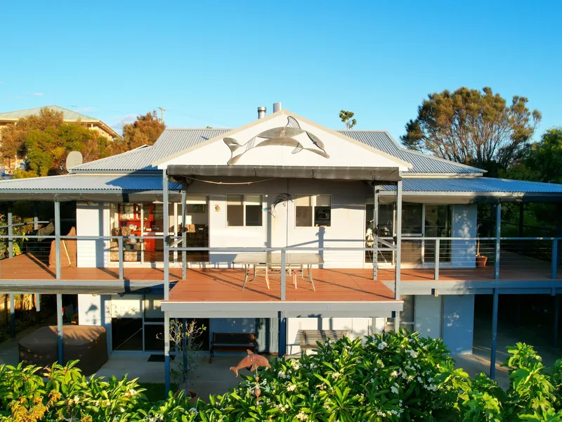 ABSOLUTE OCEAN VIEWS