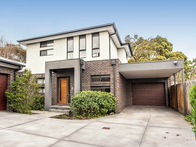 Townhouse elegance at the rear of the block
