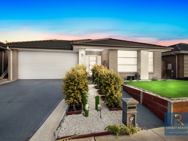 Architectural Elegance: Defining Modern Living