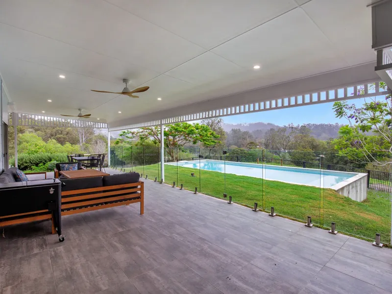 Peaceful home in Guanaba Gold Coast, amazing views