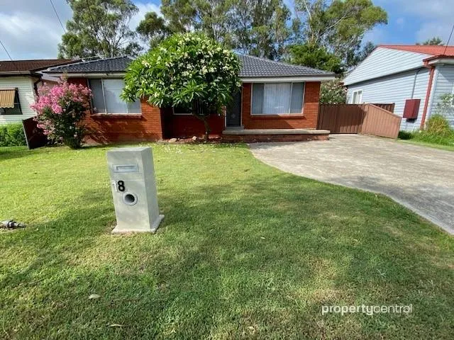 3 BEDROOM HOME WITH CARPORT AND LARGE BACK YARD