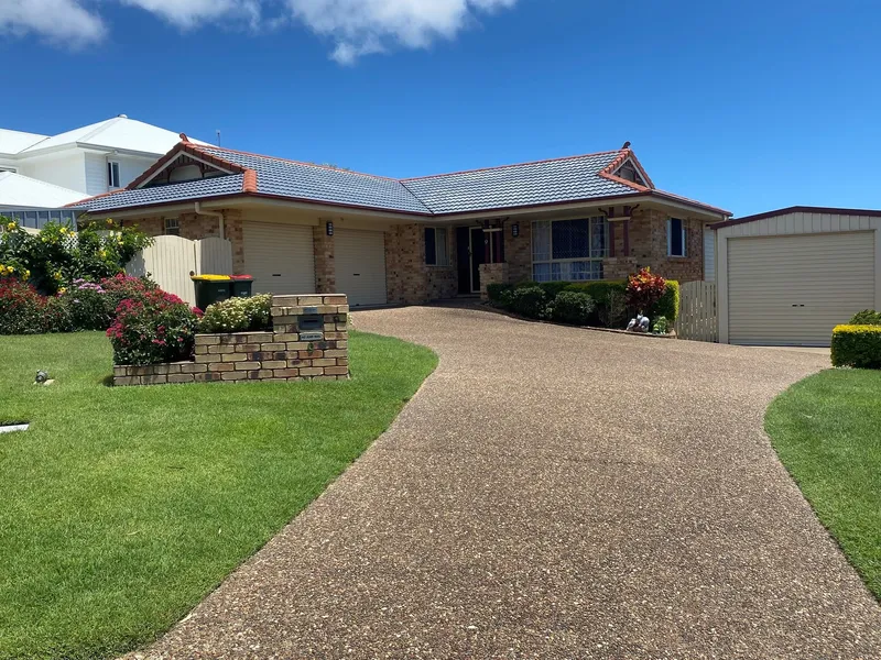 Welcome to 9 Rathdowne Court, Urraween QLD 4655