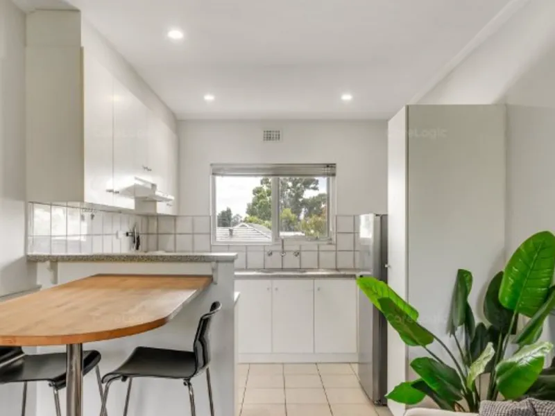 Starting here, Starting now on Stannington... Immaculate C.1979 Solid Brick Home in sought after Linden Pk Primary Zoned locale, Step Into A Dream...