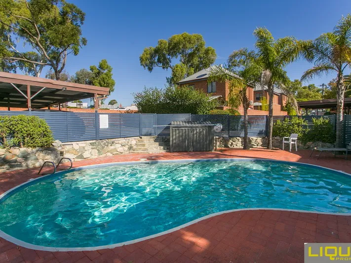 2 Bedroom 2 Storey Townhouse (B/G Pool in Complex)