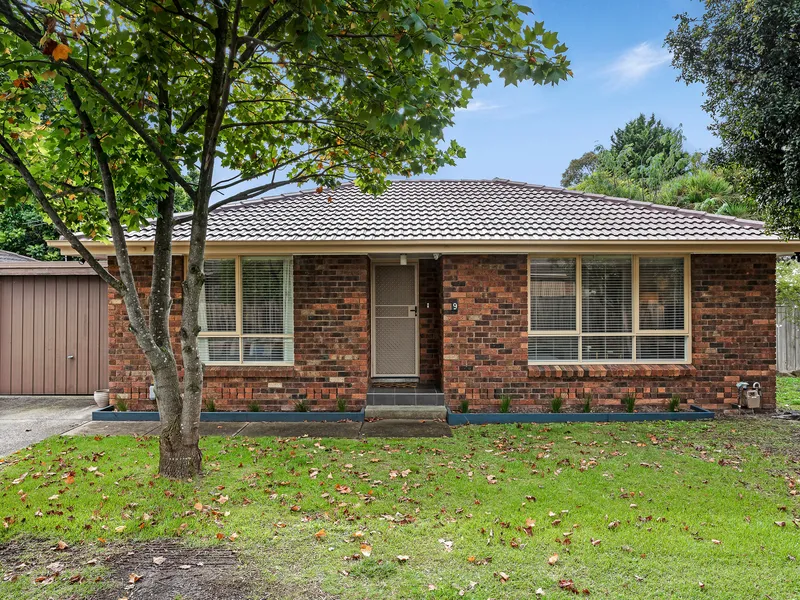 Beautifully Renovated 2 bedroom Unit!