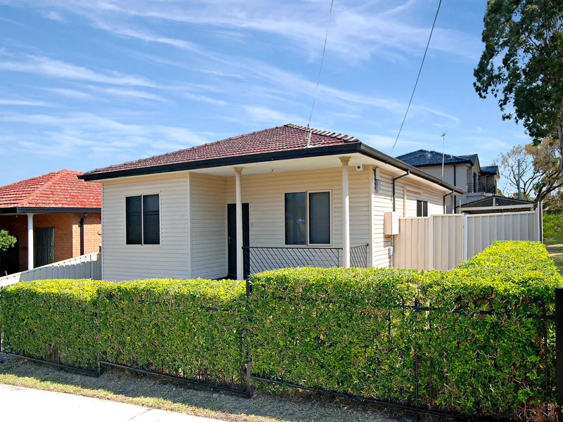 Delightful Entry Level Family Home on Corner Block
