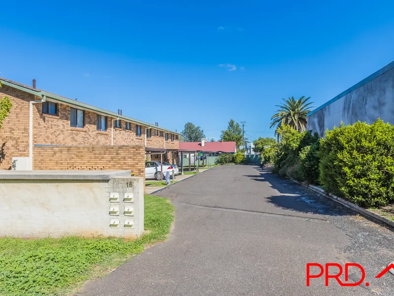 2 BEDROOM UNIT - NORTH TAMWORTH