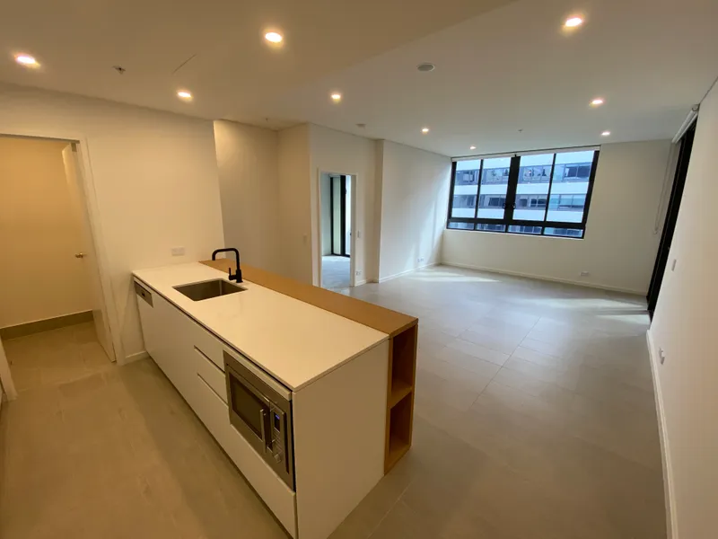 Brand new 2 bedrooms + study nook