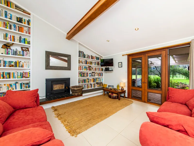 14.65 ACRES, SPACIOUS HOME & SEPERATE COTTAGE