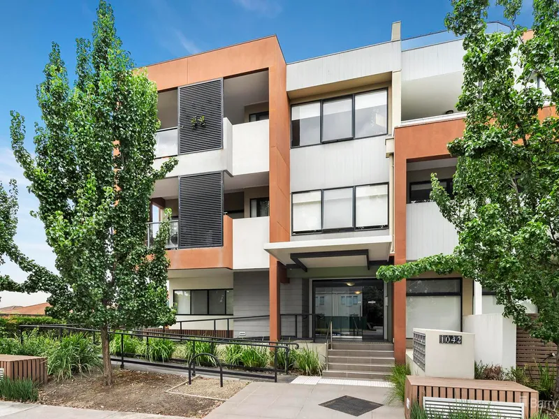 Get-Up-and-Go Lifestyle Apartment