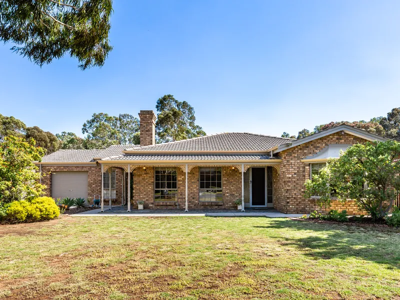 Picturesque family home providing your gateway to Linear Park and beyond!