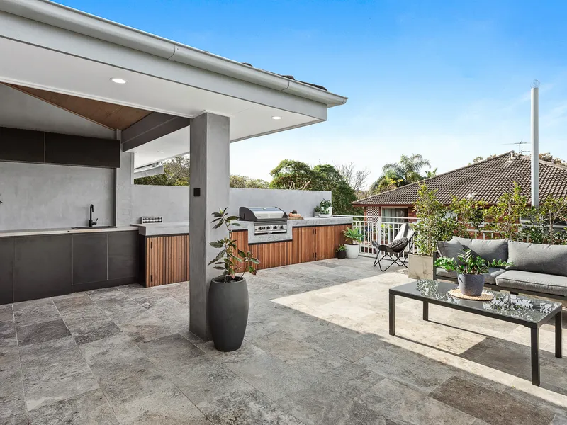 Luxury penthouse style entertainer, brilliant setting