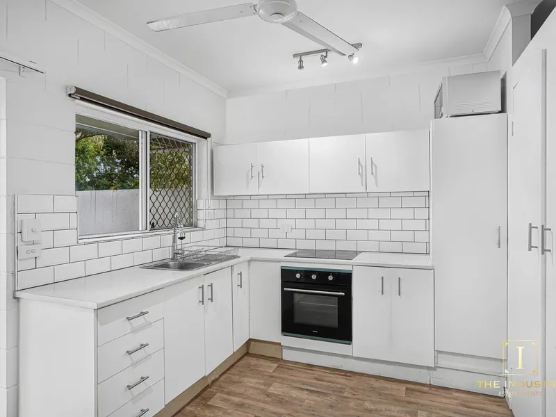 Neat and tidy investment or home