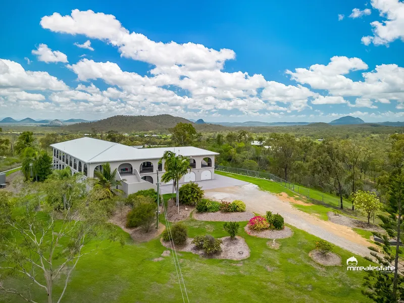PREMIERE LIFESTYLE LIVING WITH LUXURY ON 10 ACRES.