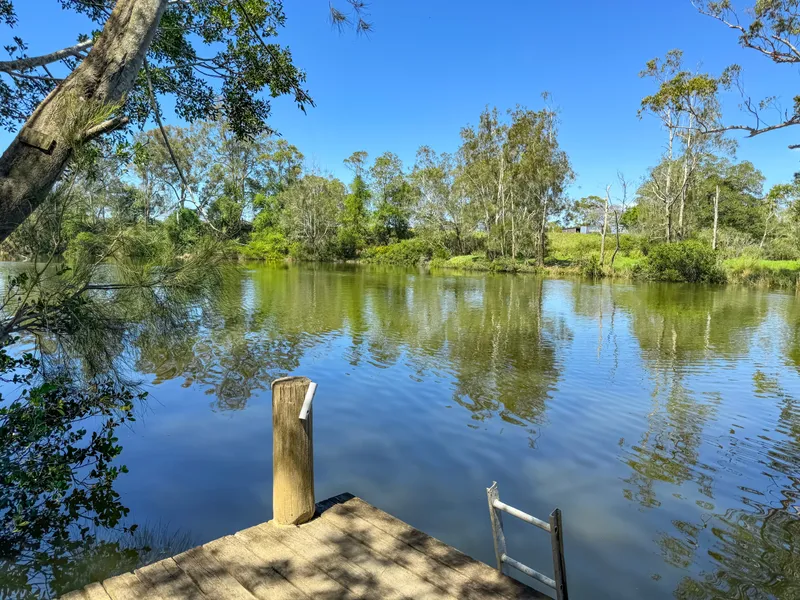 Acres with Boat Access to Forster