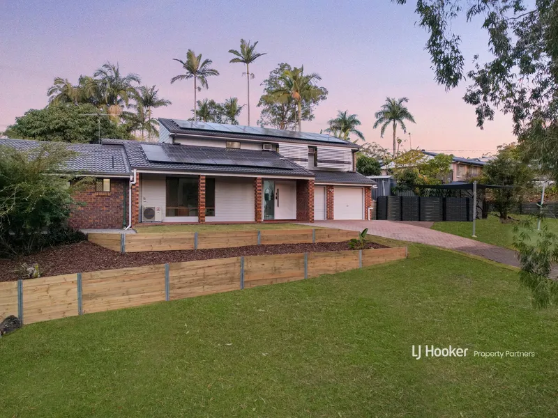 Designer-style dual living in prestigious southside pocket